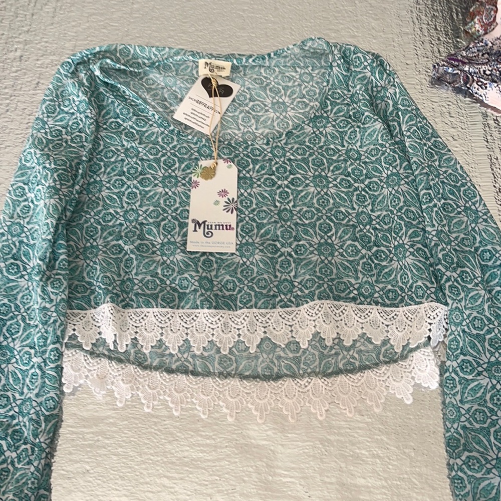 Show me your Mumu crop lace top